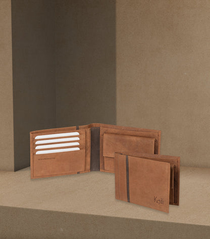 K12203UB | Men's wallet in genuine full-grain leather, Naked. Leather color. RFID protection. Size when closed: 12.5 x 9.5 x 2 cm. Packaging: gift box bottom/cover