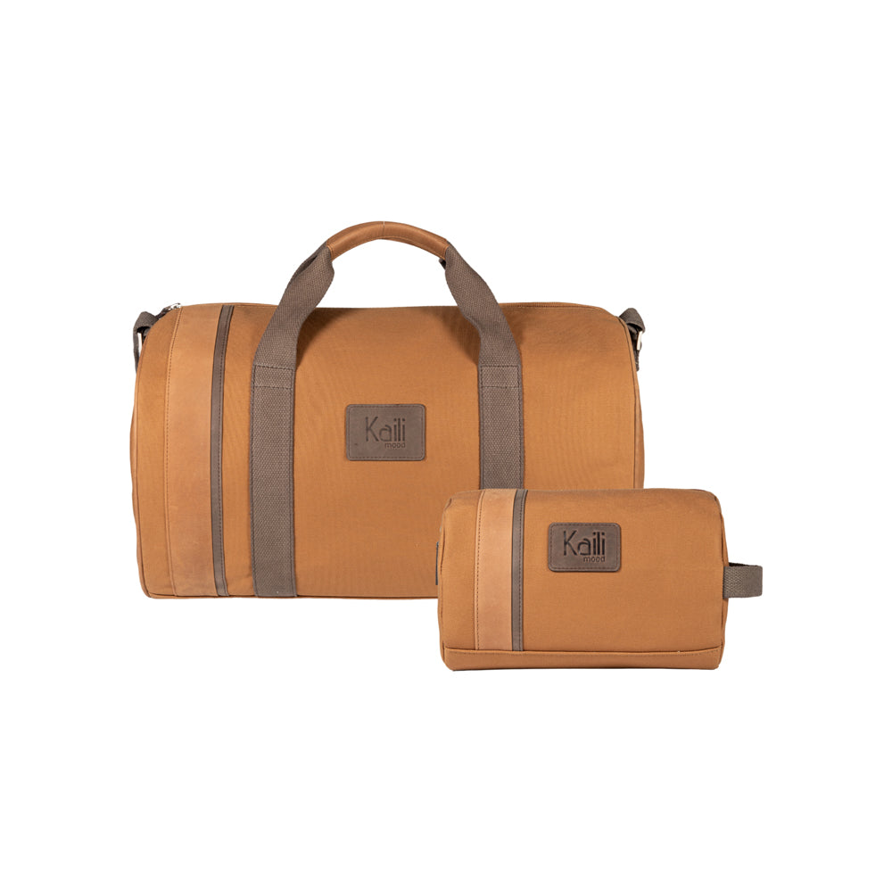 K2005UB | Beauty Case in Canvas 100% Cotton/Full Grain Leather, Naked. Leather color. Side handle. Zipper closure. Dimensions: 25 x 15 x 17 cm. Packaging: Tnt bag