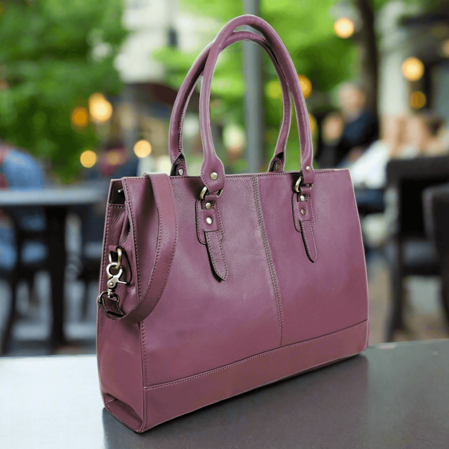 The Signature 17" Bag, Purple