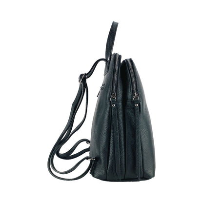 RB1018A | Women's Backpack Double compartment in Genuine Leather Made in Italy with adjustable shoulder straps. Gunmetal metal hardware - Black color - Dimensions: cm 26 x 30 x 14.5