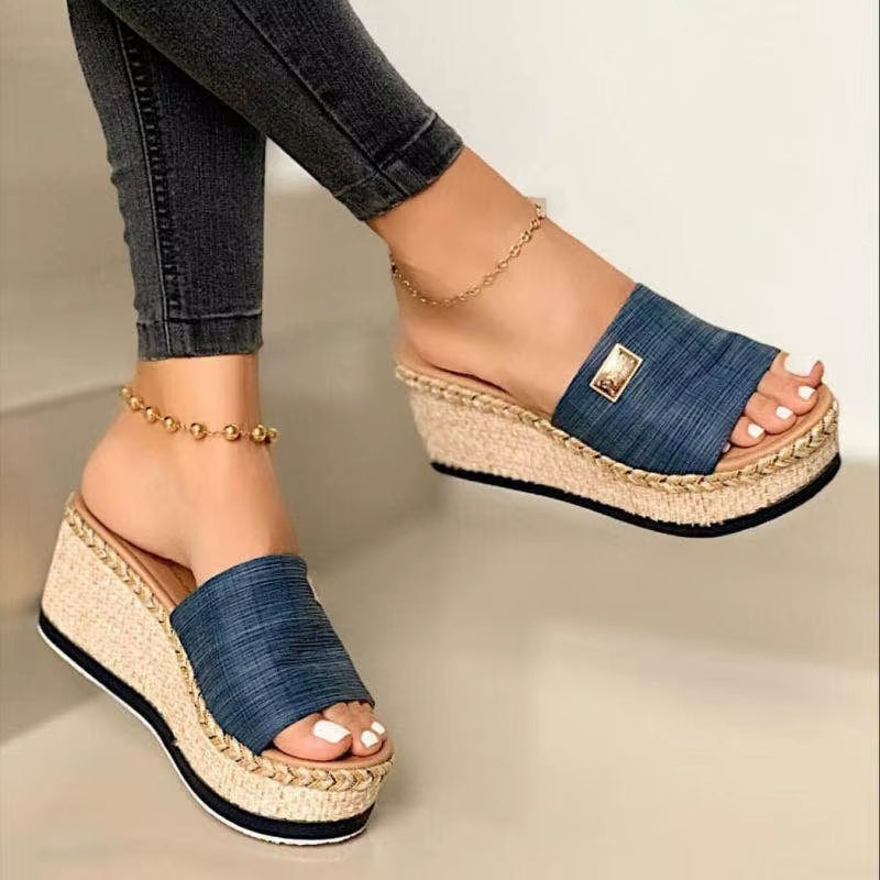 Summer Wedge Sandals Platform Flip Flops Soft Comfortable New Shoes Outdoor Beach Slippers Women'S Shoes with Raised Heels