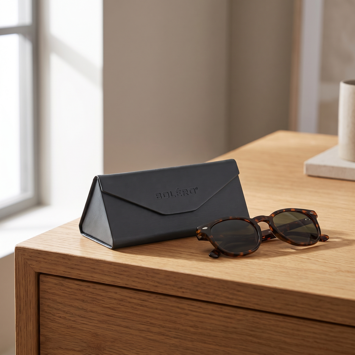 Bolero Hard Case – Foldable Protective Case | Bolero Eyewear